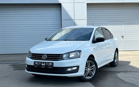 Volkswagen Polo VI (EU Market), 2015 год, 684 000 рублей, 1 фотография