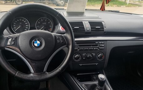 BMW 1 серия, 2008 год, 875 000 рублей, 12 фотография