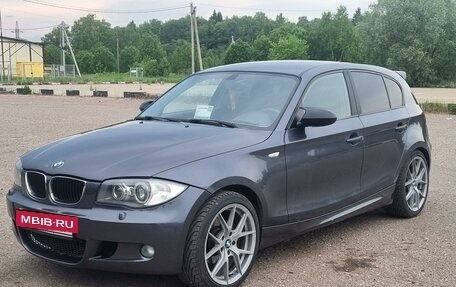 BMW 1 серия, 2008 год, 875 000 рублей, 8 фотография