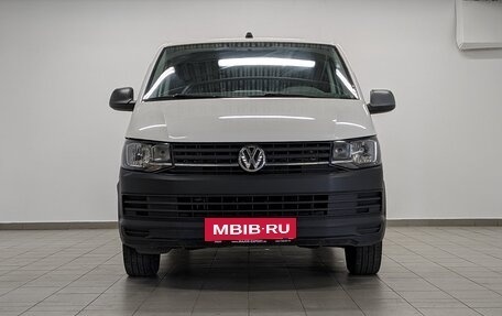 Volkswagen Transporter T6 рестайлинг, 2019 год, 1 750 000 рублей, 2 фотография