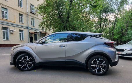 Toyota C-HR I рестайлинг, 2018 год, 2 599 000 рублей, 4 фотография