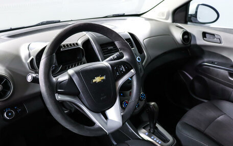 Chevrolet Aveo III, 2013 год, 800 000 рублей, 14 фотография