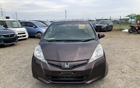 Honda Fit III, 2013 год, 880 000 рублей, 3 фотография