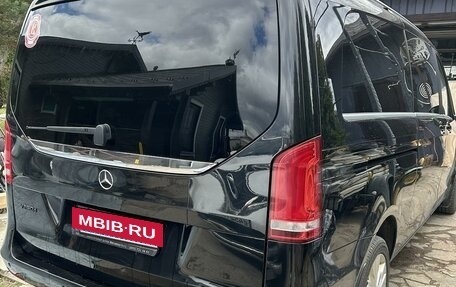 Mercedes-Benz V-Класс, 2015 год, 3 700 000 рублей, 4 фотография