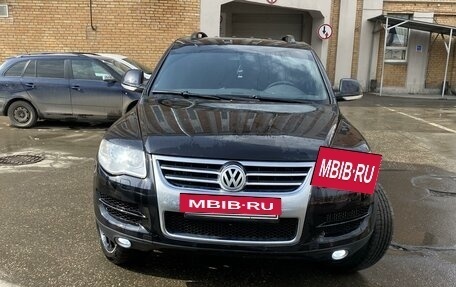 Volkswagen Touareg III, 2009 год, 1 499 000 рублей, 2 фотография