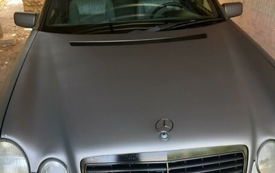 Mercedes-Benz E-Класс, 1998 год, 620 000 рублей, 1 фотография