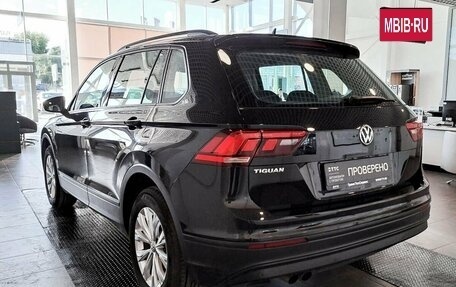 Volkswagen Tiguan II, 2020 год, 3 075 500 рублей, 7 фотография