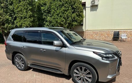 Lexus LX III, 2017 год, 8 700 000 рублей, 3 фотография