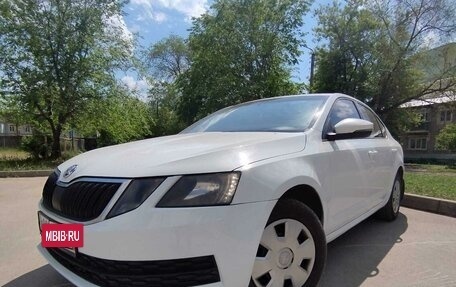 Skoda Octavia, 2017 год, 950 000 рублей, 2 фотография