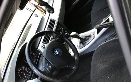 BMW 3 серия, 2009 год, 800 000 рублей, 11 фотография