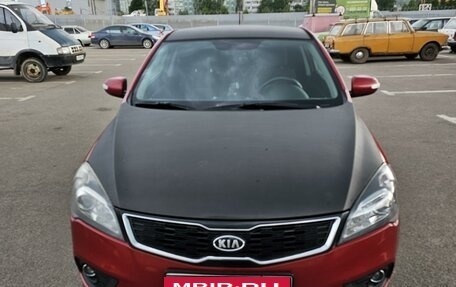 KIA cee'd I рестайлинг, 2011 год, 800 000 рублей, 1 фотография