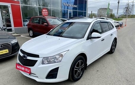 Chevrolet Cruze II, 2014 год, 899 000 рублей, 3 фотография