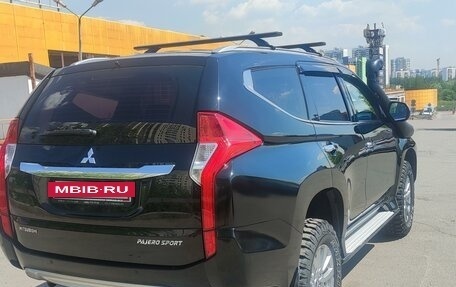 Mitsubishi Pajero Sport III рестайлинг, 2018 год, 2 999 999 рублей, 6 фотография