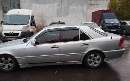 Mercedes-Benz C-Класс, 1995 год, 350 000 рублей, 5 фотография