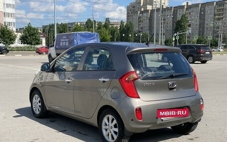 KIA Picanto II, 2012 год, 968 000 рублей, 6 фотография