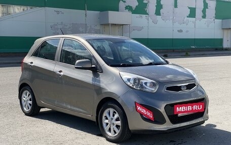 KIA Picanto II, 2012 год, 968 000 рублей, 3 фотография