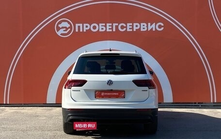 Volkswagen Tiguan II, 2019 год, 3 000 000 рублей, 6 фотография