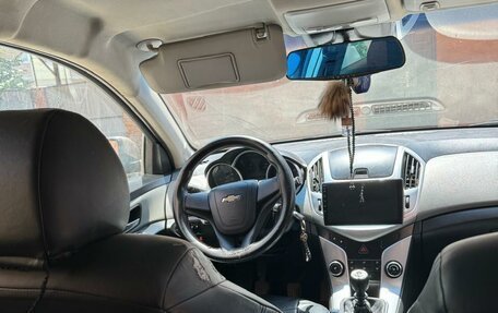Chevrolet Cruze II, 2013 год, 580 000 рублей, 10 фотография