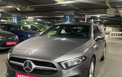 Mercedes-Benz A-Класс, 2019 год, 3 100 000 рублей, 1 фотография