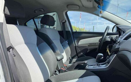 Chevrolet Cruze II, 2014 год, 949 000 рублей, 9 фотография