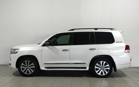 Toyota Land Cruiser 200, 2018 год, 8 549 000 рублей, 10 фотография