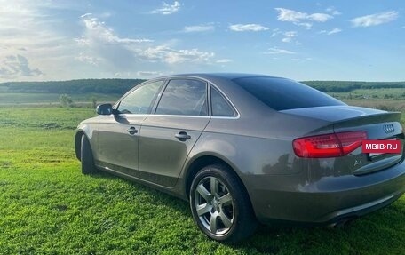 Audi A4, 2012 год, 1 490 000 рублей, 4 фотография