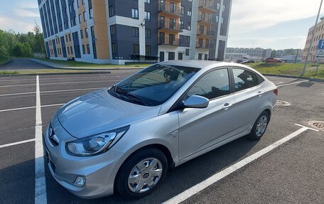 Hyundai Solaris II рестайлинг, 2012 год, 935 000 рублей, 1 фотография