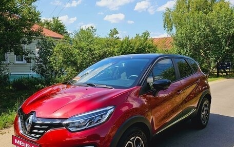 Renault Kaptur I рестайлинг, 2021 год, 2 371 000 рублей, 2 фотография