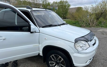 Chevrolet Niva I рестайлинг, 2013 год, 670 000 рублей, 4 фотография