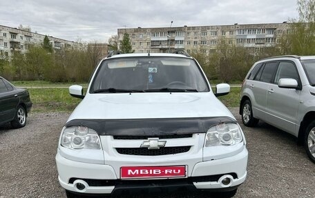 Chevrolet Niva I рестайлинг, 2013 год, 670 000 рублей, 2 фотография