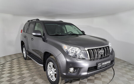 Toyota Land Cruiser Prado 150 рестайлинг 2, 2012 год, 3 236 000 рублей, 3 фотография