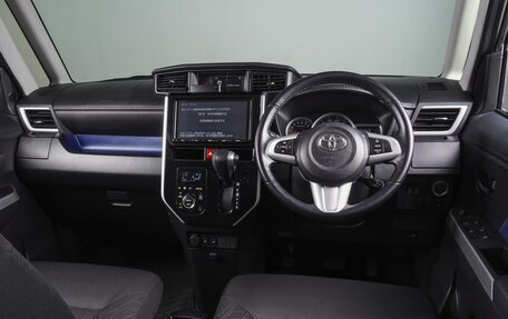 Toyota Roomy I, 2017 год, 1 420 000 рублей, 6 фотография