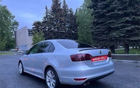 Volkswagen Jetta VI, 2012 год, 940 000 рублей, 6 фотография