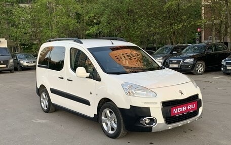 Peugeot Partner II рестайлинг 2, 2013 год, 1 070 000 рублей, 3 фотография