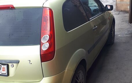 Ford Fiesta, 2006 год, 228 000 рублей, 2 фотография