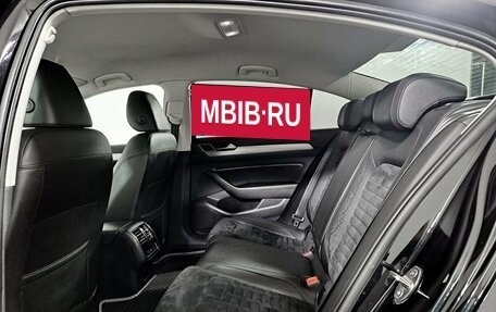 Volkswagen Passat B8 рестайлинг, 2018 год, 2 317 300 рублей, 12 фотография