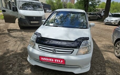 Honda Stream I рестайлинг, 2001 год, 610 000 рублей, 3 фотография