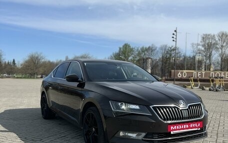 Skoda Superb III рестайлинг, 2018 год, 2 500 000 рублей, 3 фотография