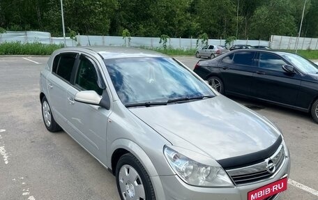 Opel Astra H, 2007 год, 600 000 рублей, 2 фотография