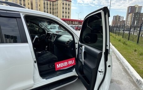 Toyota Land Cruiser Prado 150 рестайлинг 2, 2018 год, 7 100 000 рублей, 7 фотография