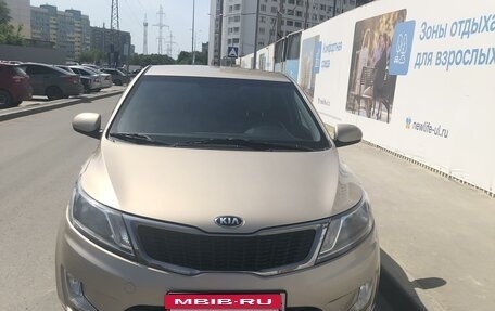 KIA Rio III рестайлинг, 2014 год, 1 080 000 рублей, 4 фотография