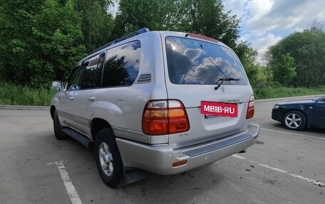 Toyota Land Cruiser 100 рестайлинг 2, 1999 год, 2 050 000 рублей, 7 фотография