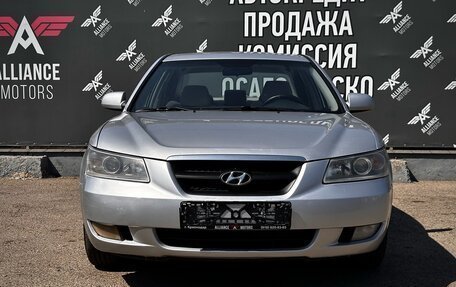 Hyundai Sonata VI, 2005 год, 650 000 рублей, 2 фотография