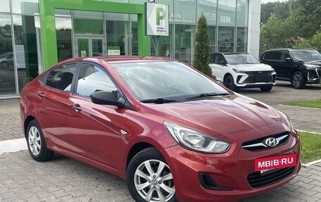 Hyundai Solaris II рестайлинг, 2012 год, 830 000 рублей, 3 фотография