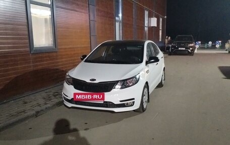 KIA Rio III рестайлинг, 2016 год, 680 000 рублей, 4 фотография