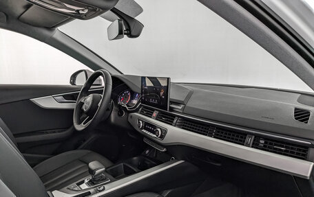 Audi A4, 2021 год, 3 995 000 рублей, 13 фотография