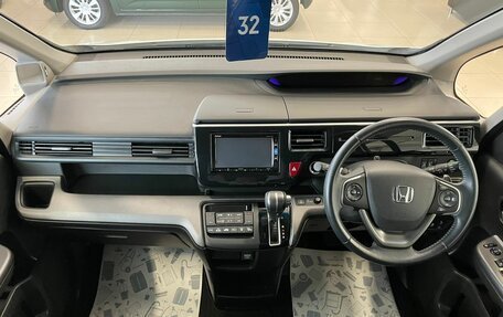Honda Stepwgn IV, 2016 год, 2 599 999 рублей, 16 фотография