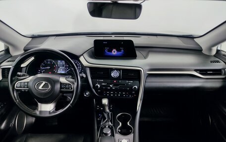 Lexus RX IV рестайлинг, 2017 год, 4 399 000 рублей, 14 фотография