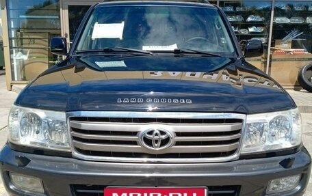 Toyota Land Cruiser 100 рестайлинг 2, 2006 год, 2 999 000 рублей, 3 фотография