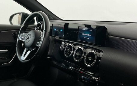 Mercedes-Benz A-Класс, 2018 год, 2 647 000 рублей, 9 фотография